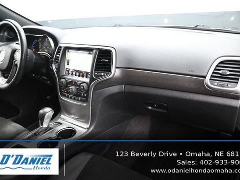 Used 2018 Jeep Grand Cherokee Altitude AWD/4WD image 41