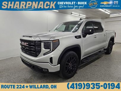 Used 2022 GMC Sierra 1500 Elevation w/ Elevation Premium Package