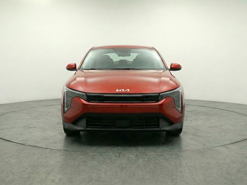 Used 2025 Kia K4 LXS image 2