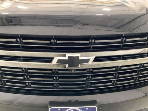 Used 2021 Chevrolet Tahoe RST w/ Luxury Package AWD/4WD image 27
