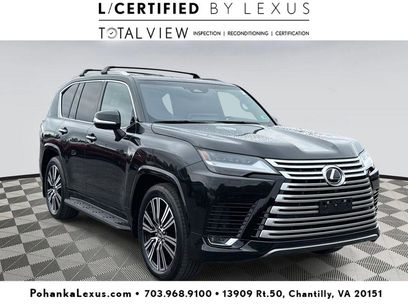 Used 2025 Lexus LX 600 4WD w/ Luxury Package