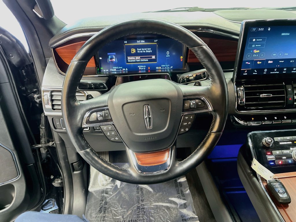 Used 2024 Lincoln Navigator L 4WD image 11