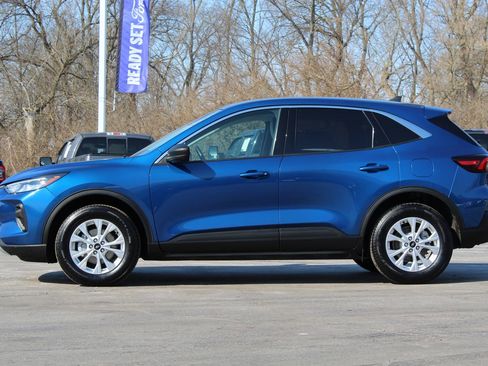 Used 2023 Ford Escape Active image 5