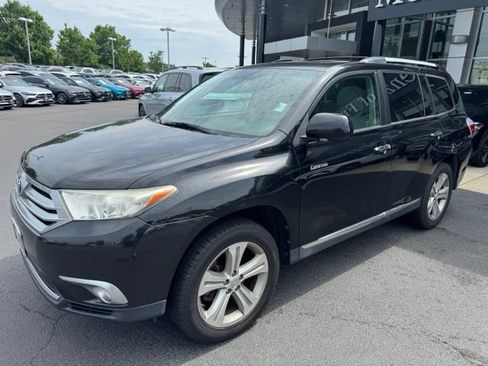 Used 2012 Toyota Highlander Limited w/ Tow Pkg AWD/4WD image 27