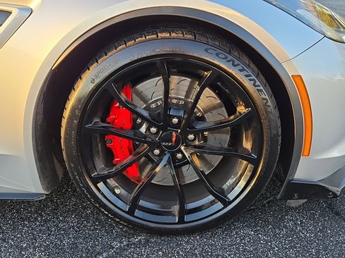Used 2019 Chevrolet Corvette Grand Sport image 7