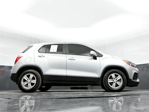 Used 2020 Chevrolet Trax LS w/ Tint and Cruise Package image 32