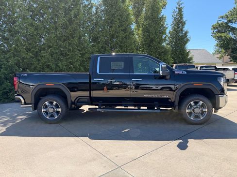 New 2026 GMC Sierra 2500 SLT w/ SLT Premium Package AWD/4WD image 33