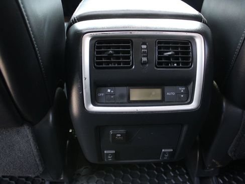 Used 2017 INFINITI QX60 Luxe w/ Deluxe Technology Package image 39