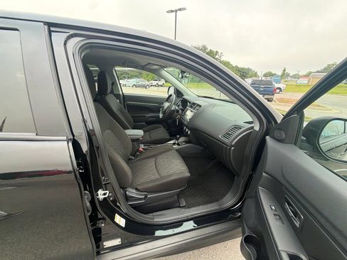 Used 2024 Mitsubishi Outlander Sport AWD image 26