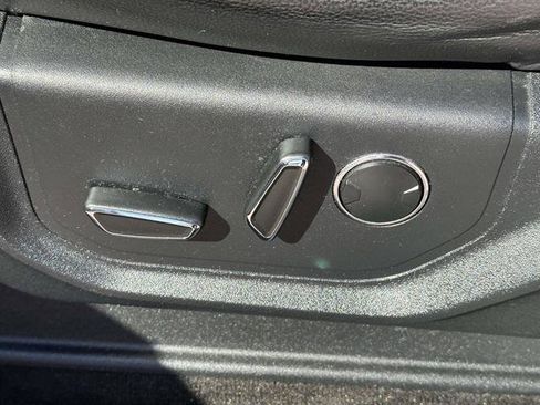 Used 2015 Ford F150 Lariat w/ Equipment Group 502A Luxury image 15