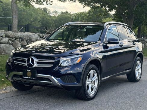 Used 2017 Mercedes-Benz GLC 300 4MATIC image 12