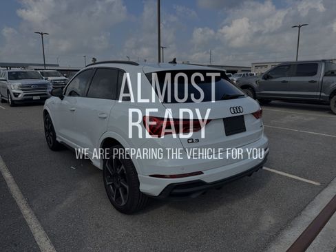 Used 2025 Audi Q3 2.0T Premium Plus AWD/4WD image 3