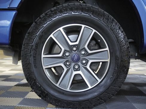 Used 2014 Ford F150 FX4 w/ Equipment Group 402A Luxury image 25