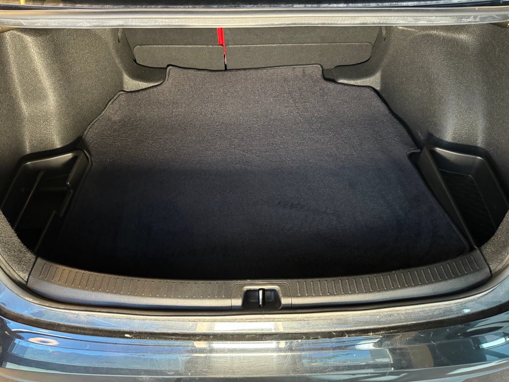 Used 2024 Toyota Corolla LE FWD image 21