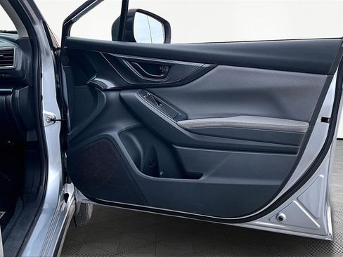 Used 2021 Subaru Crosstrek 2.5i Sport w/ Moonroof Package image 24