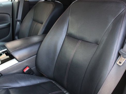 Used 2013 Ford Edge Limited FWD image 5