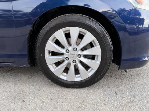 Used 2015 Honda Accord EX-L image 37