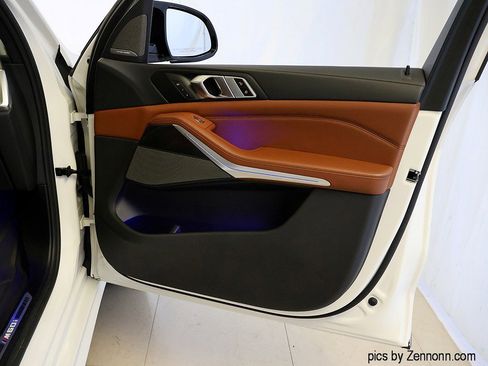 Certified 2023 BMW X7 M60i w/ Climate Comfort Package image 37