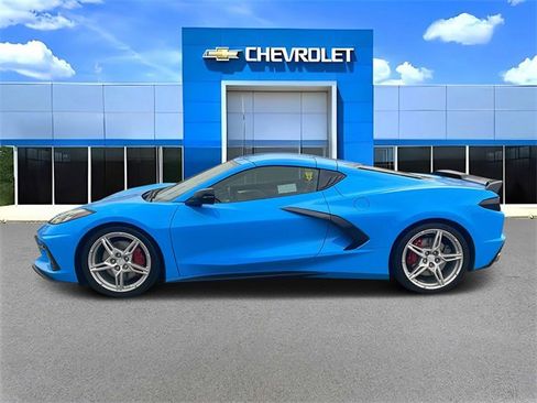 Used 2021 Chevrolet Corvette Stingray Preferred Cpe w/ Z51 Performance Package image 6