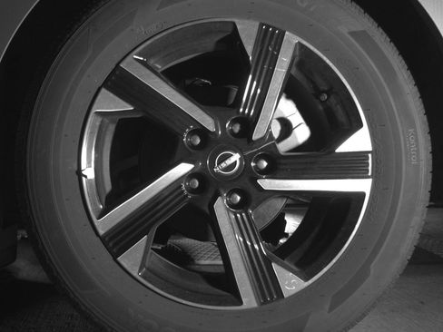 Used 2025 Nissan Sentra SV FWD image 14