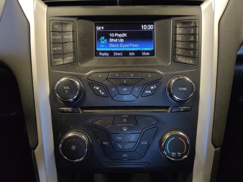 Used 2015 Ford Fusion SE w/ Equipment Group 201A image 25