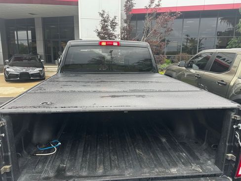 Used 2019 RAM 1500 Tradesman w/ Tradesman SXT Package AWD/4WD image 14