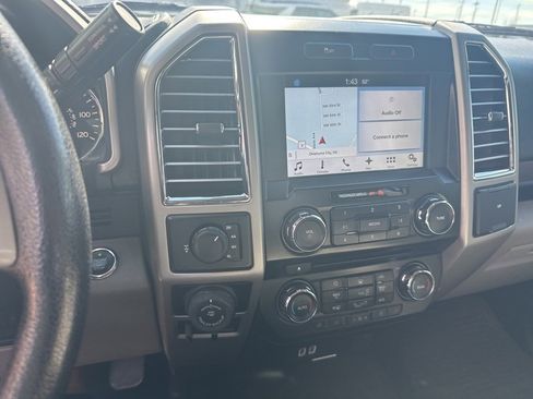 Used 2016 Ford F150 Lariat w/ Trailer Tow Package image 8