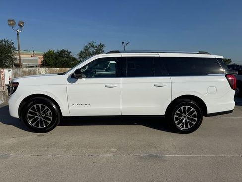 Used 2025 Ford Expedition Max Platinum AWD/4WD image 11
