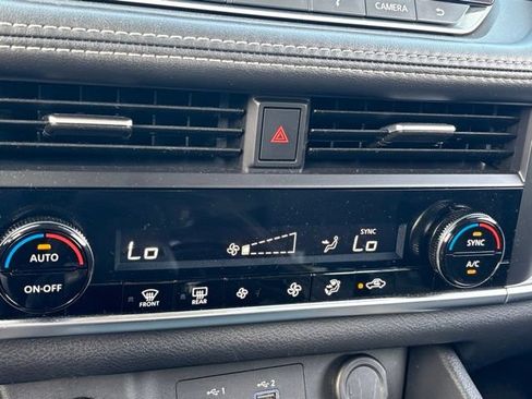 Certified 2023 Nissan Rogue SV AWD/4WD image 15