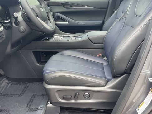 Certified 2026 INFINITI QX60 Sport w/ Dark Cargo Package AWD/4WD image 14