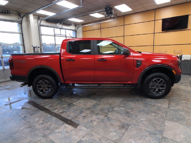 Used 2024 Ford Ranger XLT w/ Equipment Group 301A High AWD/4WD image 8