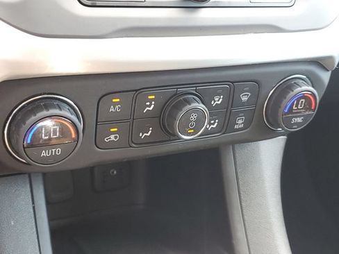 Certified 2019 GMC Acadia SLE FWD image 27