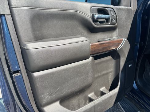 Used 2022 GMC Sierra 1500 SLT AWD/4WD image 23