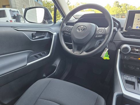 Used 2025 Toyota RAV4 LE FWD image 9