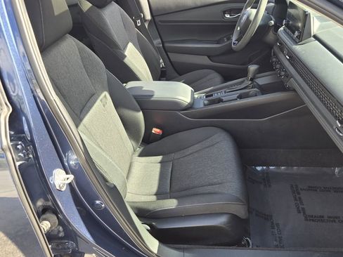 Used 2023 Honda Accord EX image 16