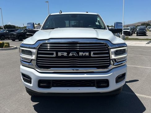 Used 2024 RAM 2500 Laramie AWD/4WD image 1