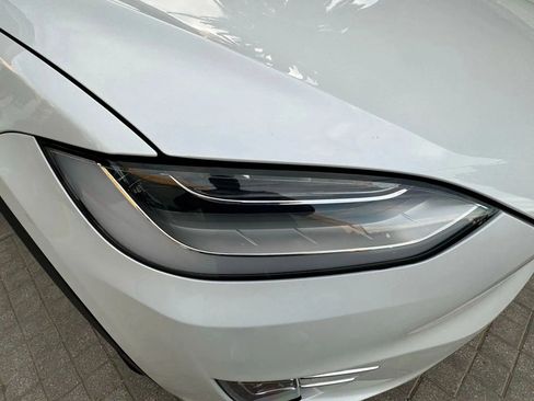 Used 2020 Tesla Model X Long Range AWD/4WD image 45