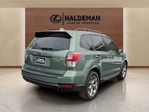 Used 2017 Subaru Forester 2.5i Touring image 6