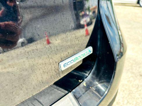 Used 2020 Ford Explorer XLT image 16