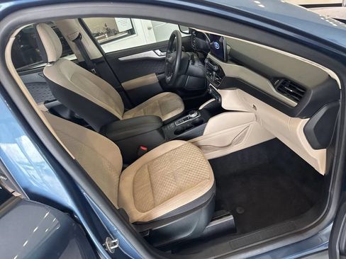 Used 2020 Ford Escape SE FWD image 14