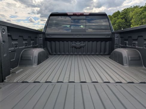 New 2026 Chevrolet Silverado 1500 LTZ w/ Technology Package RWD image 12