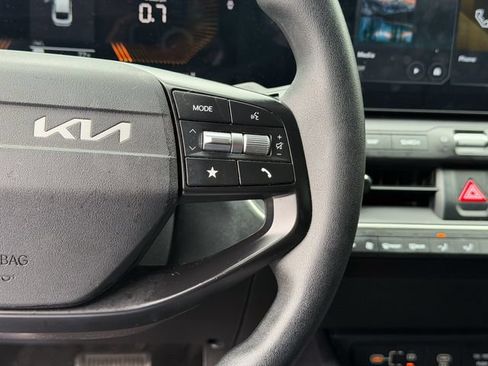 Used 2025 Kia K4 FWD image 10