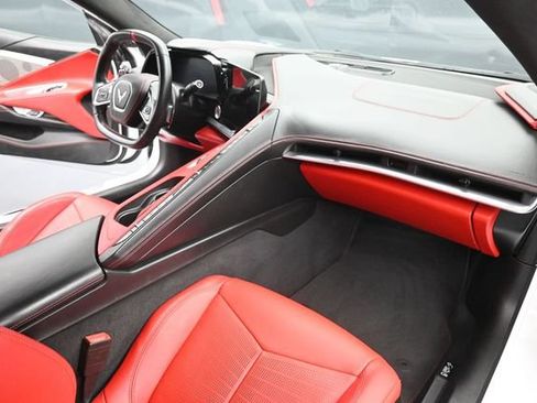 Used 2022 Chevrolet Corvette Stingray Premium Cpe w/ Z51 Performance Package RWD image 26
