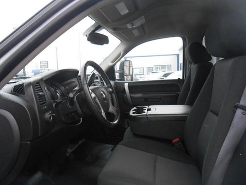 Used 2011 Chevrolet Silverado 3500 LT image 11