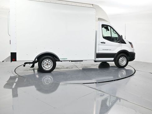Used 2024 Ford Transit 350 RWD image 2