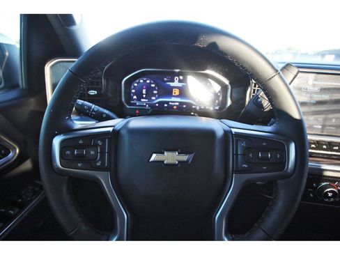 Used 2025 Chevrolet Silverado 1500 LT image 15