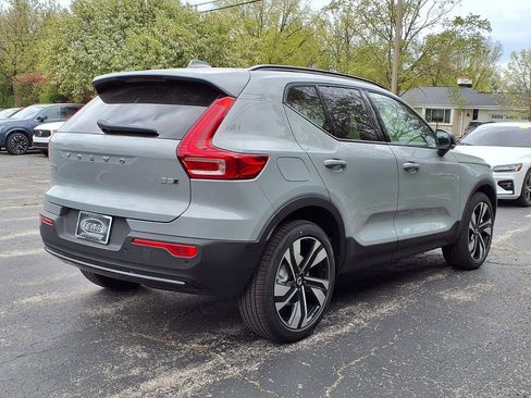 New 2026 Volvo XC40 B5 Plus w/ Climate Package AWD/4WD image 5