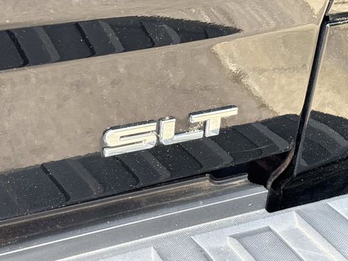 Used 2018 GMC Sierra 1500 SLT w/ SLT Premium Package image 34