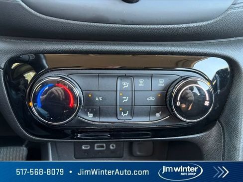 Certified 2023 Buick Encore GX Preferred w/ Cold Weather Comfort Package FWD image 25