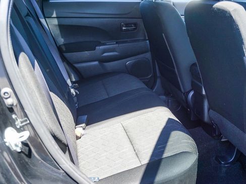 Used 2024 Mitsubishi Outlander Sport ES AWD/4WD image 13